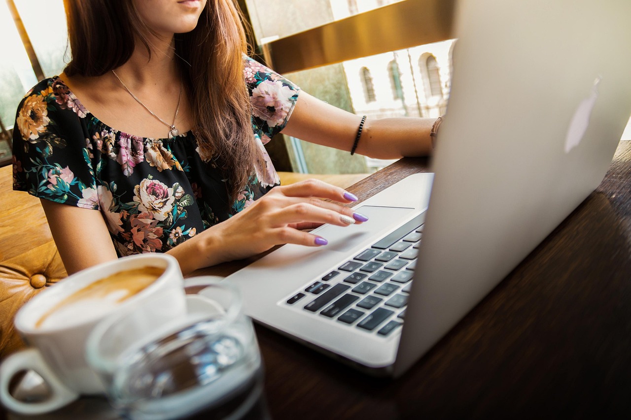 Contract IT Professionals in Lyons, IA